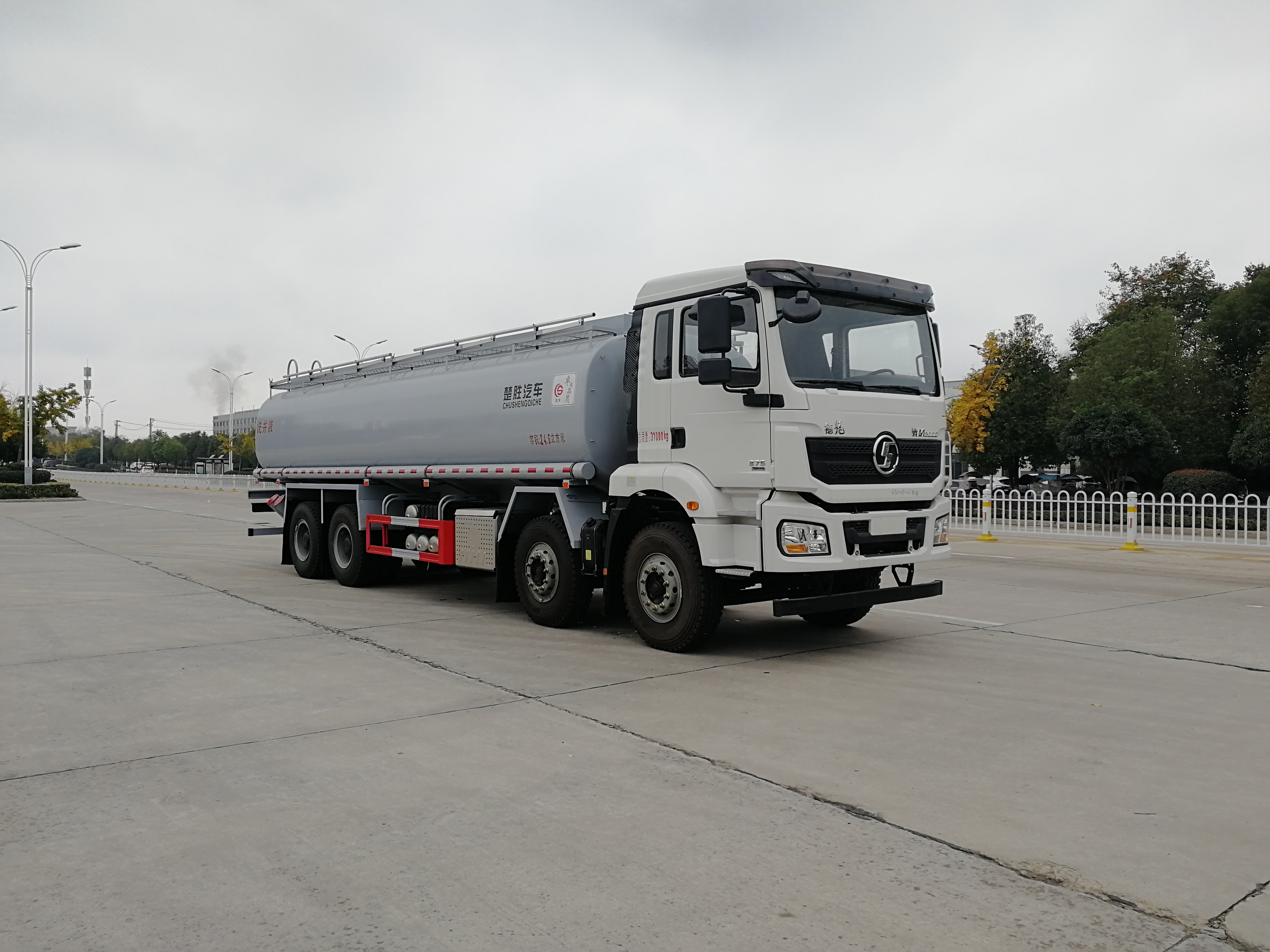 供液車(chē)，供液車(chē)廠家，專(zhuān)用車(chē)廠家，楚勝集團(tuán)